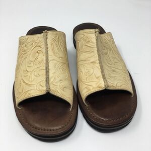 Cole Haan Beige Low Heel Leather Shoes Mules‎